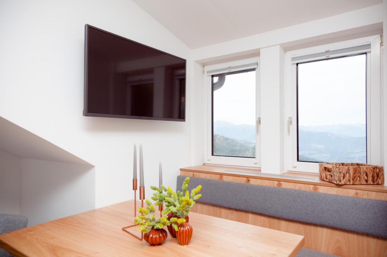 Apartment Bergkristall Sonnenalpe Nassfeld Exteriör bild